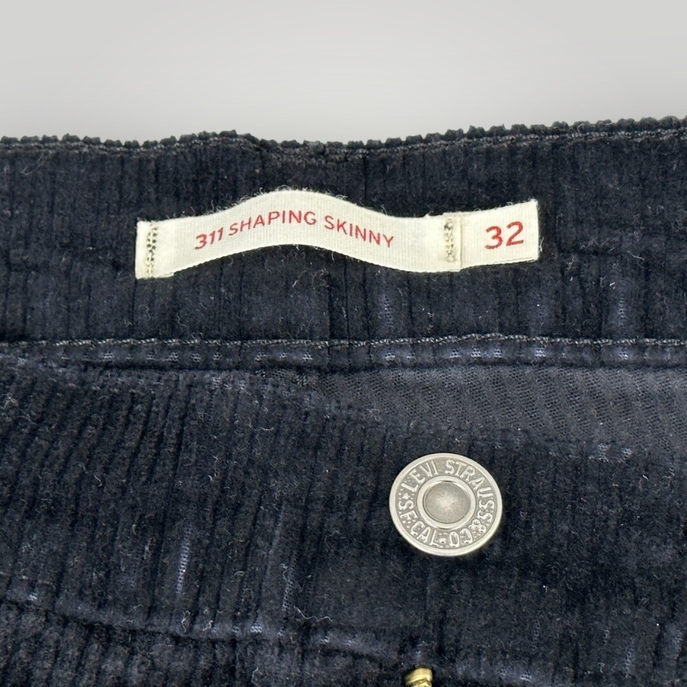 NWT Levi's 311 Shaping Skinny Corduroy Women's Black Jeans Sz 32x30 NEW $59 - Picture 5 of 8